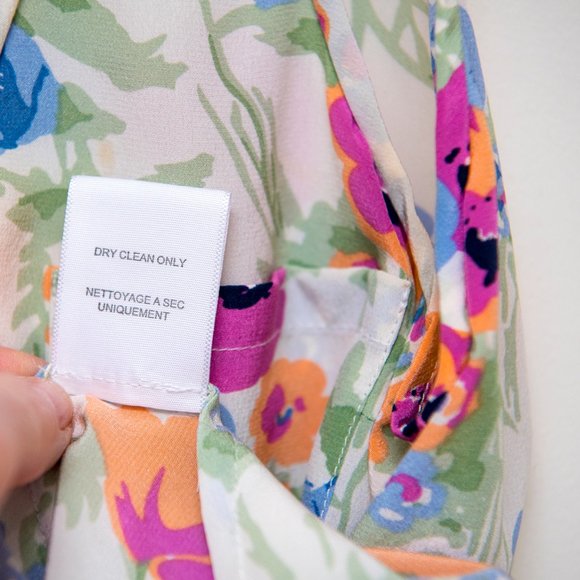 Joie 100% Silk Cream Floral Print Sleeveless Blouse size XS - Picture 5 of 8